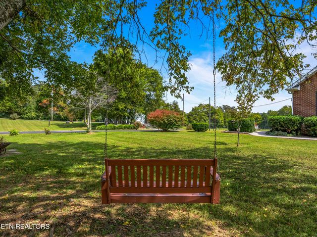 942 Palace Rd, Jefferson City, TN 37760