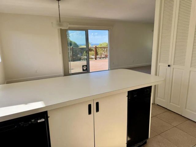 2511 El Amigo Rd, Del Mar, CA 92014