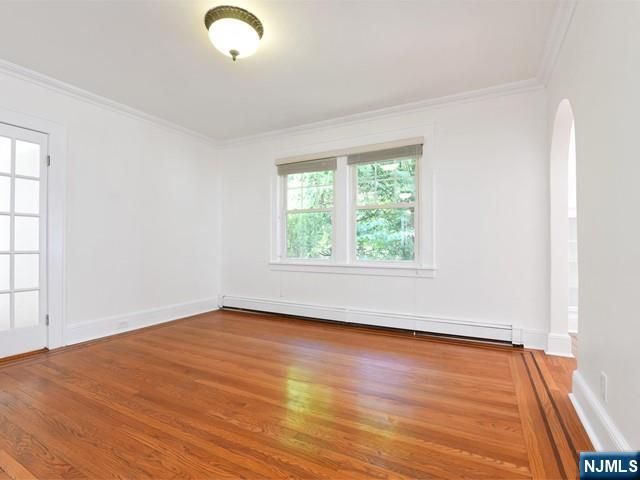 8 Laurel Avenue, Tenafly, NJ 07670