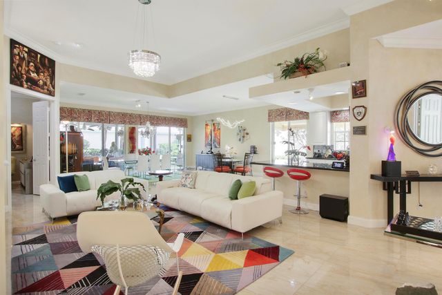 1402 James Bay Road, Palm Beach Gardens, FL 33410