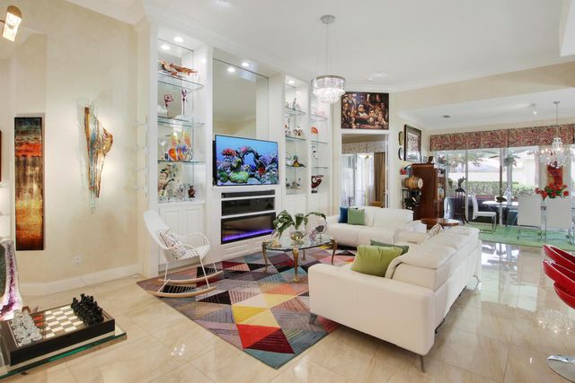 1402 James Bay Road, Palm Beach Gardens, FL 33410