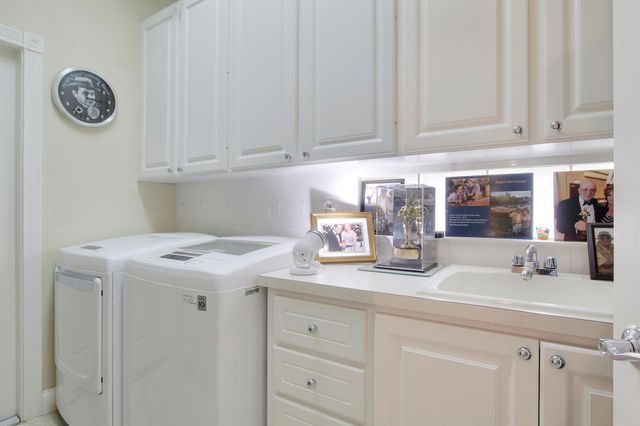 1402 James Bay Road, Palm Beach Gardens, FL 33410