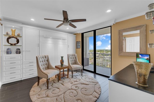 3100 NE 48th St PH6, Fort Lauderdale, FL 33308