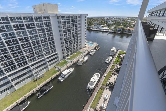 3100 NE 48th St PH6, Fort Lauderdale, FL 33308