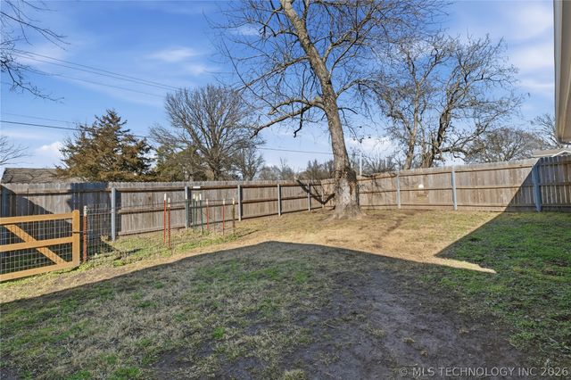 440 W 7th Street, Chelsea, OK 74016