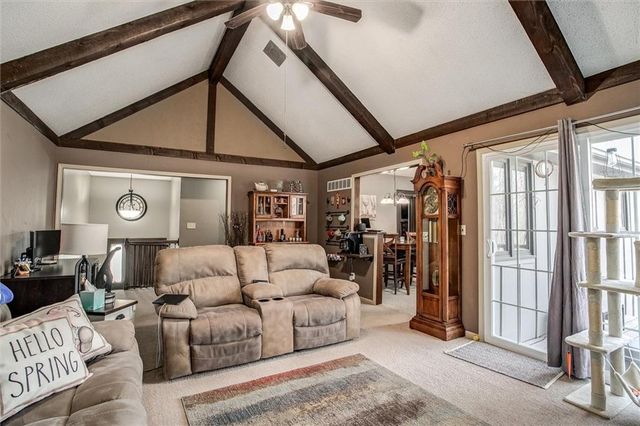 2829 Trenchard Drive, Independence, MO 64057