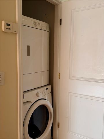 679 Metacom Avenue 68, Bristol, RI 02809