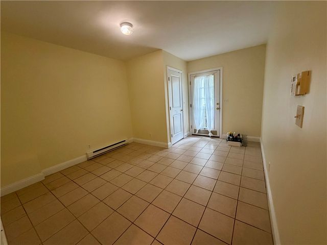 679 Metacom Avenue 68, Bristol, RI 02809