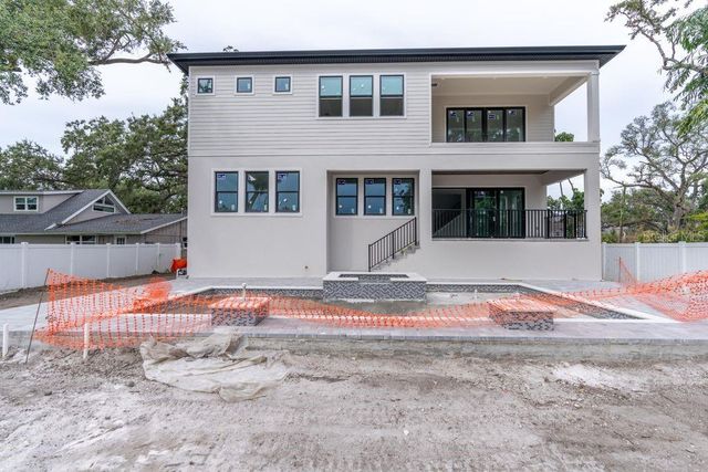 4712 W CLEAR AVENUE, Tampa, FL 33629