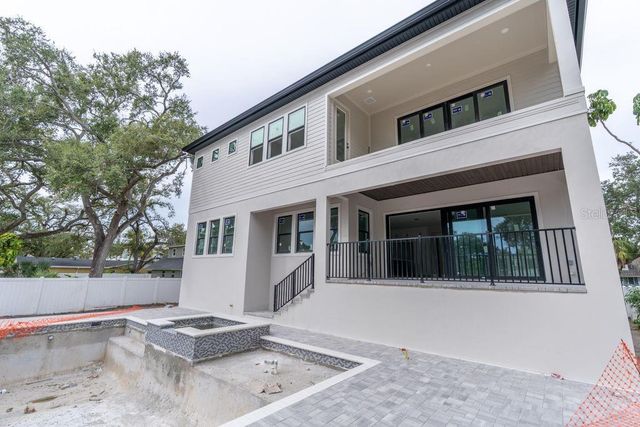 4712 W CLEAR AVENUE, Tampa, FL 33629