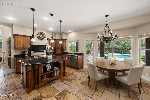241 S Equestrian Court, Gilbert, AZ 85296