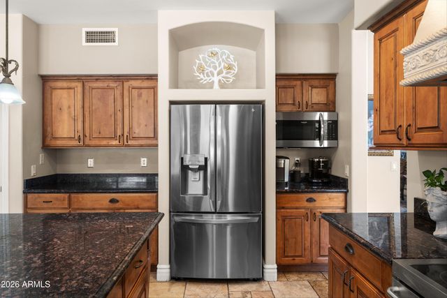 241 S Equestrian Court, Gilbert, AZ 85296