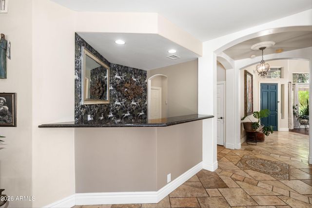 241 S Equestrian Court, Gilbert, AZ 85296