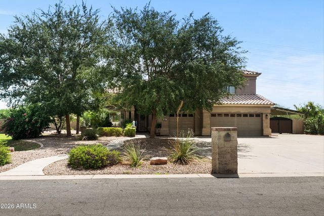 241 S Equestrian Court, Gilbert, AZ 85296