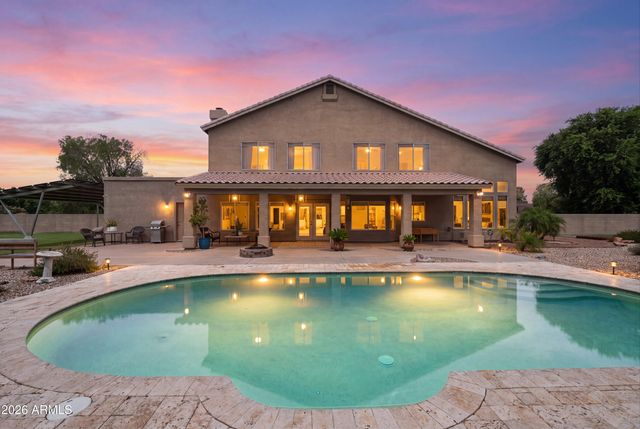 241 S Equestrian Court, Gilbert, AZ 85296