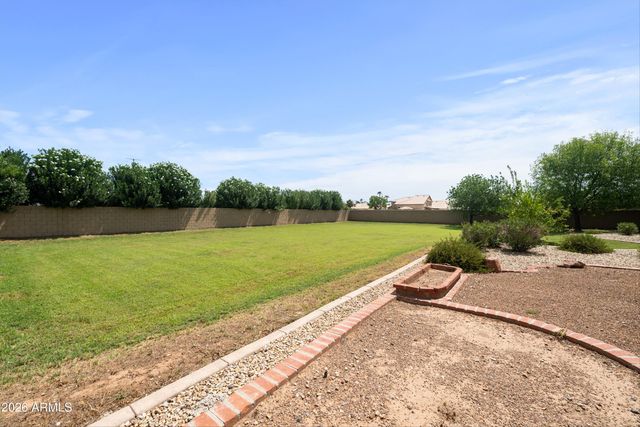 241 S Equestrian Court, Gilbert, AZ 85296