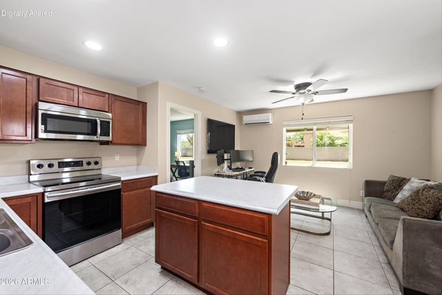 241 S Equestrian Court, Gilbert, AZ 85296