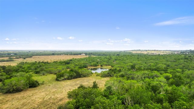 3575 Westwood RD, Lockhart, TX 78644