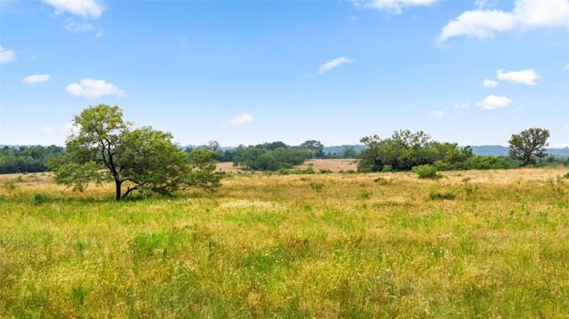 3575 Westwood RD, Lockhart, TX 78644