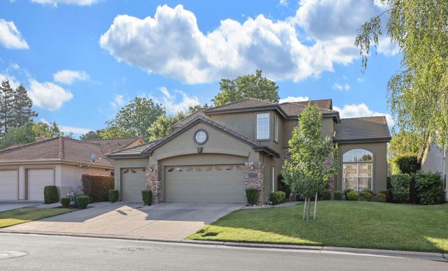 4240 Pinehurst Cir, Stockton, CA 95219