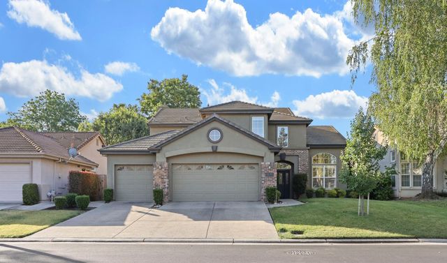4240 Pinehurst Cir, Stockton, CA 95219