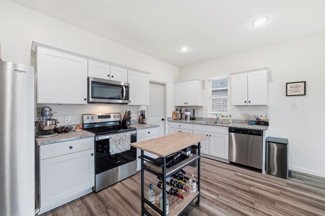 2616 Beech Creek Road, Glenn Heights, TX 75154