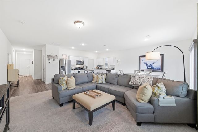 2616 Beech Creek Road, Glenn Heights, TX 75154