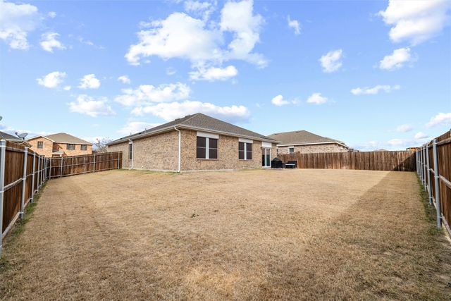 2616 Beech Creek Road, Glenn Heights, TX 75154