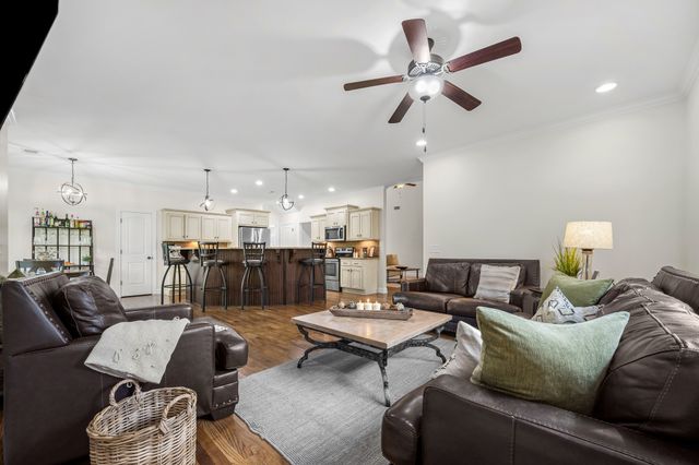 3023 Columnar Ct, Murfreesboro, TN 37129