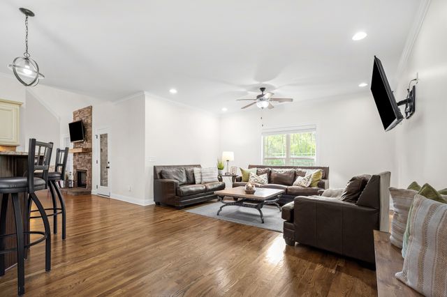 3023 Columnar Ct, Murfreesboro, TN 37129