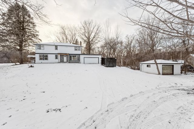 1077 Century Avenue S, Maplewood, MN 55119