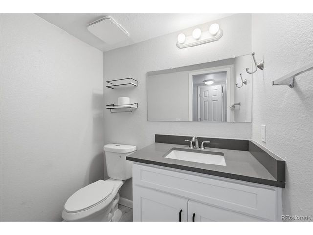 3185 S Ensenada Way, Aurora, CO 80013