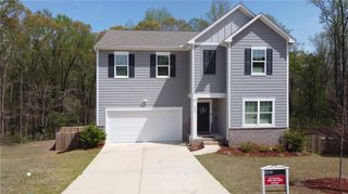 305 Pond Court, Hoschton, GA 30548