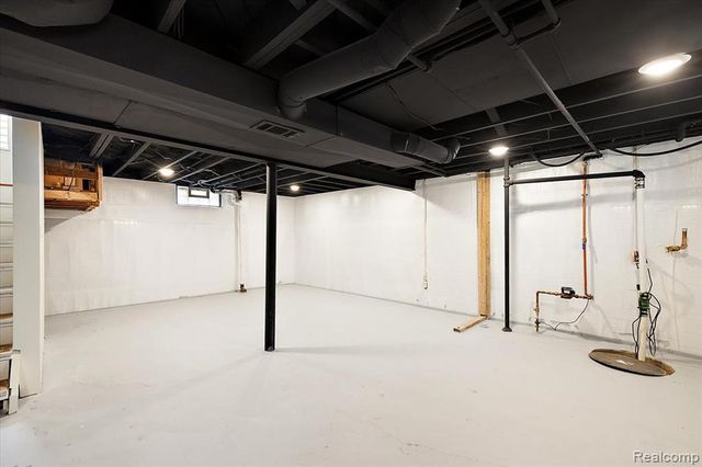 1888 Griffith Avenue, Berkley, MI 48072