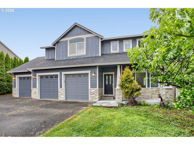 9113 Se NORTHPOINT Ct, Happy Valley, OR 97086