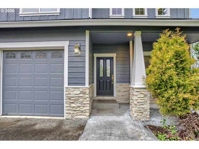 9113 Se NORTHPOINT Ct, Happy Valley, OR 97086