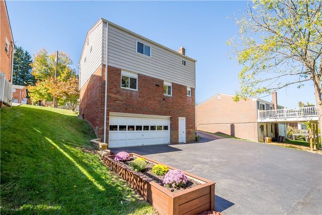 820 Bethany Drive, Mt Lebanon, PA 15243