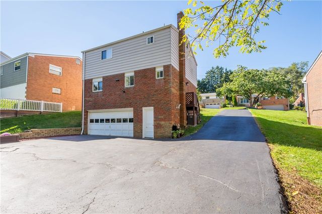 820 Bethany Drive, Mt Lebanon, PA 15243