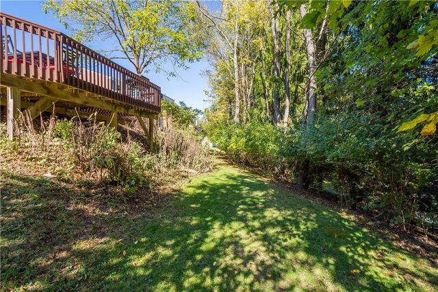 820 Bethany Drive, Mt Lebanon, PA 15243