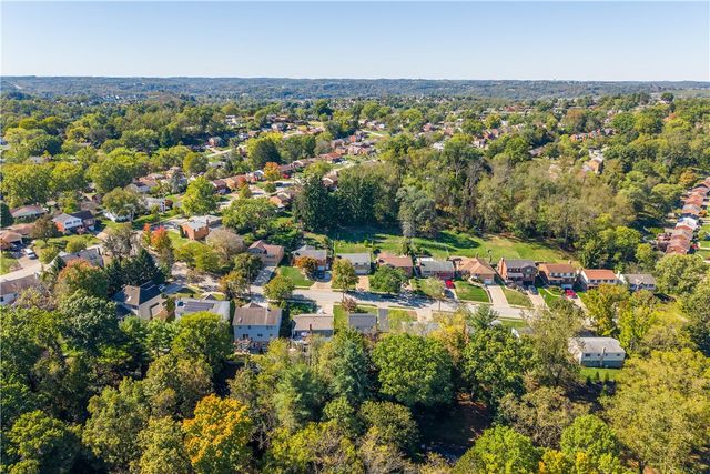 820 Bethany Drive, Mt Lebanon, PA 15243