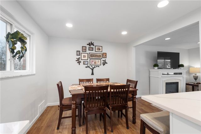 820 Bethany Drive, Mt Lebanon, PA 15243