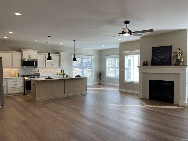 793 Ravenstone Drive, Lafayette, IN 47909