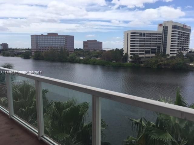 5091 NW 7th St 602, Miami, FL 33126