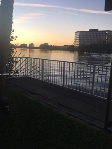 5091 NW 7th St 602, Miami, FL 33126