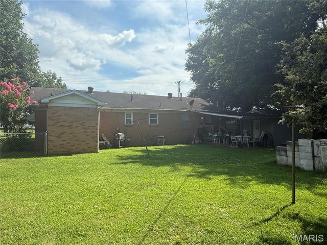 808 W 9th Street, Kennett, MO 63857