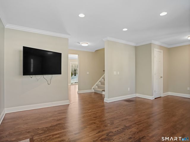 86 Forest Street S, New Canaan, CT 06840