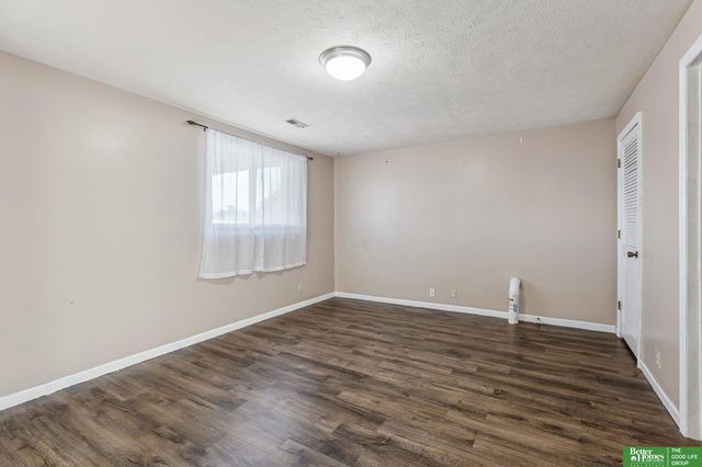 1811 Brenda Drive, Bellevue, NE 68005