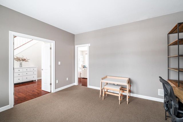 11945 N Sandhill CIRCLE, Mequon, WI 53092