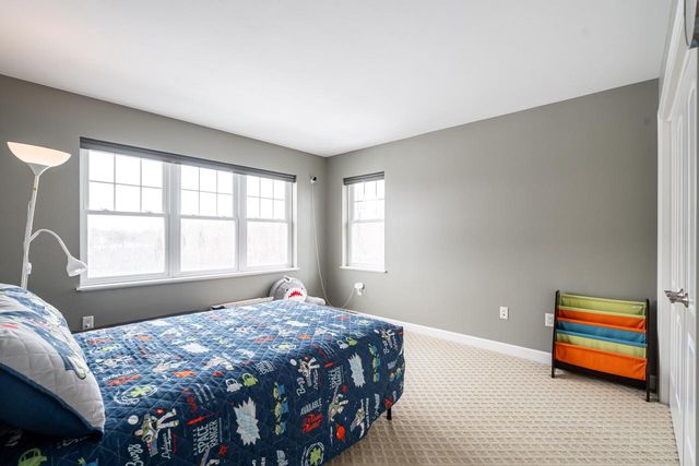 11945 N Sandhill CIRCLE, Mequon, WI 53092