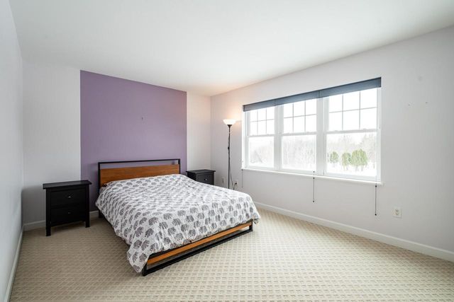 11945 N Sandhill CIRCLE, Mequon, WI 53092